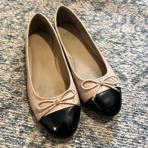 Black Capped Ballet Flats